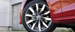 Audi vandaliserad – repad på fyra sidor