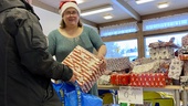 Familjehjälpen delade ut julklappar till behövande
