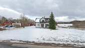 Äldre villa på 140 kvadratmeter såld i Rosenfors - priset: 350 000 kronor