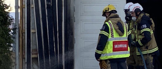 Brand i soptunna spred sig – garage skadat