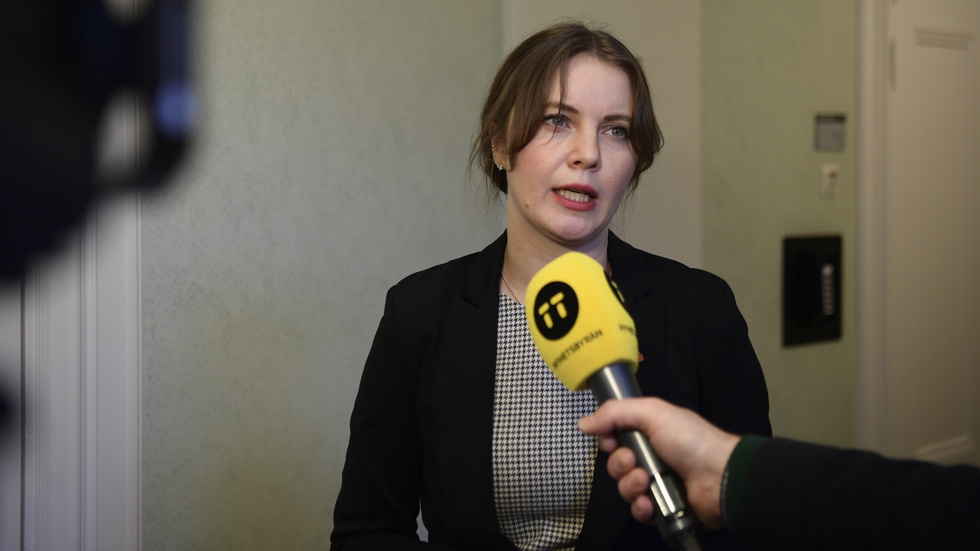Betänkandet från konstitutionsutskottet (KU) om det nya mediestödet är klart för publicering – riksdagsbeslut väntas den 15 november, enligt KU-ordföranden Ida Karkiainen (S).