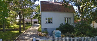 Fastigheten på postadress Odengatan 8 i Öregrund har bytt ägare