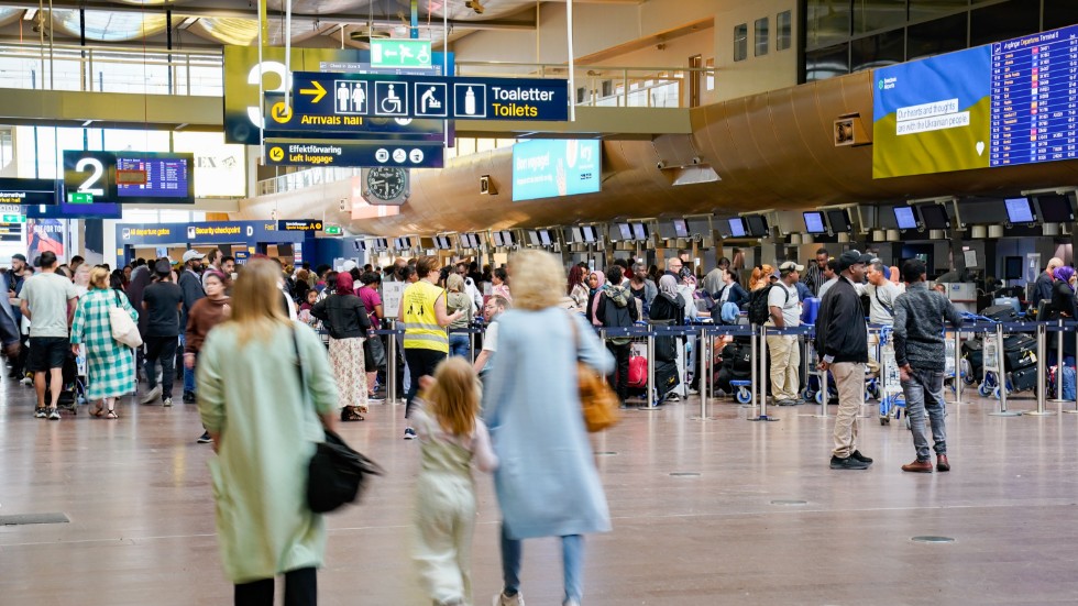 Flygrresandet från/till Arlanda tycks minska jämfölrt med 2018. Vilket uppskattas av debattören. 