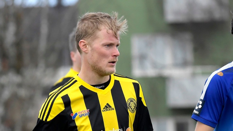 Filip Gustavsson gjorde en säsong i Västerviks FF. Nu återvänder han till IFK Tuna.