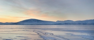 Fiskflyg undsatte skoteråkare