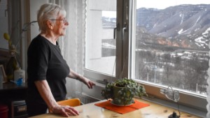 Efter 30 år – nu lämnar Elsa, 85, det klassiska huset • "Jag kommer att sakna den här lägenheten"