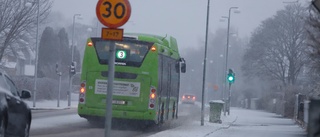 Varnar för snöoväder – och trafikkaos