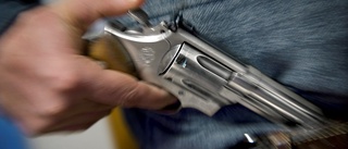 Sköt med revolver i väntan på ambulans – döms till böter