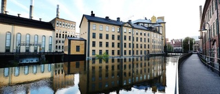 Hårda sågningen av husen i Norrköping