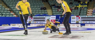 Ny VM-seger – Sverige nära semifinal