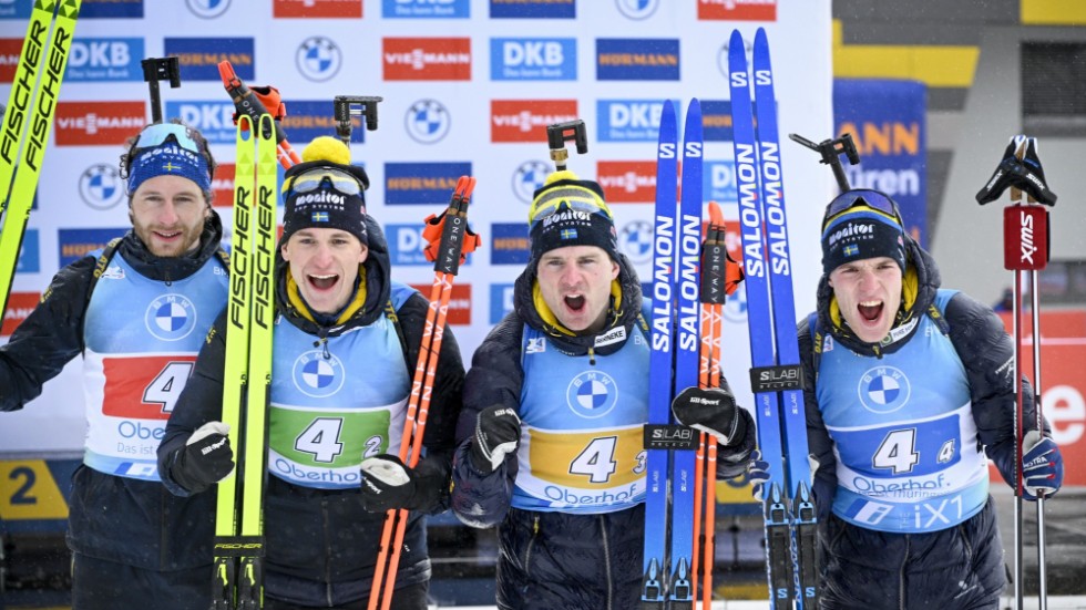 Herrlaget som tog brons i stafetten: Peppe Femling, Martin Ponsiluoma, Jesper Nelin och Sebastian Samuelsson.