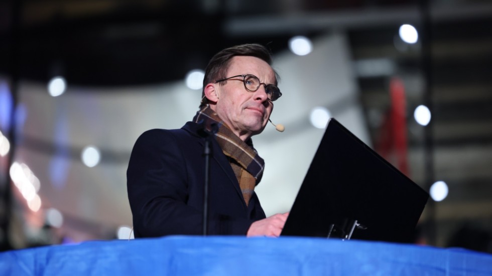 Statsminister Ulf Kristersson (M) var nyss hemkommen från Boden, där han presenterat Sveriges senaste militära stödpaket till Ukraina, när han talade på Sergels torg.