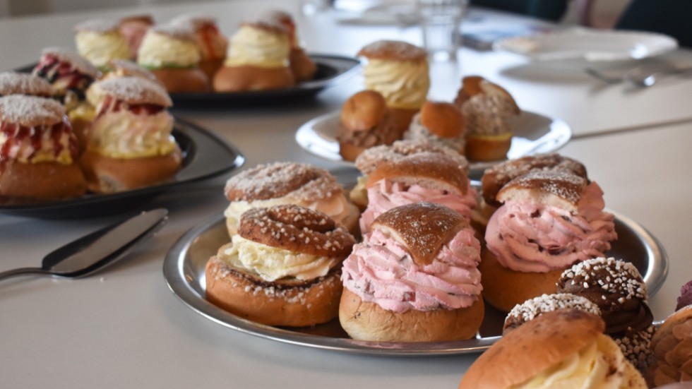14 different semla were tested from several different shops, cafes and patisseries in town.