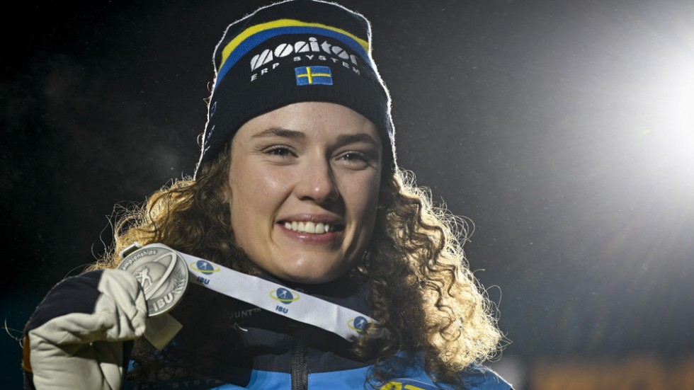 I lördags mottog Hanna Öberg VM-silvret för andraplatsen i sprint i Oberhof. Blir det en ny medalj i dag?