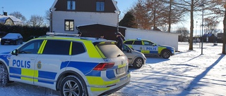 Här stoppar polisen en misstänkt rattfyllerist i centrala Vimmerby