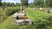 Ligger dålig ekonomi bakom de omkullagda gravstenarna?