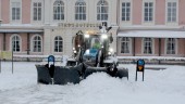 TV: Full fart i snösvängen – häng med snöröjaren Fredrik