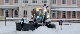 TV: Full fart i snösvängen – häng med snöröjaren Fredrik