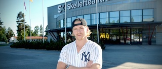 Lindholm om hatmötet i NHL: ”Delade ut och fick ta stryk”