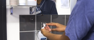 Sjuksköterskor kräver förstärkning – vikande siffror för hygienrutiner och klädregler
