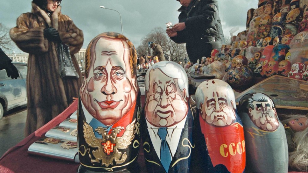 President Jeltsin tvingades bana väg för Putin, skriver Bo Pellnäs.