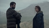 Mystiskt lamm skänker hopp till barnlöst par – Noomi Rapace är fantastisk i isländska "Lamm"