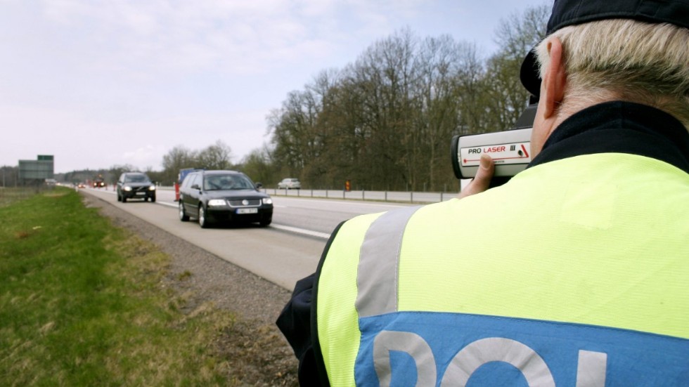 Polisens insatser mot fortkörning förra veckan gav resultat. Sex förare i Hultsfred och Vimmerby körde så fort att de blev av med körkortet. Bilden är från ett tidigare tillfälle.