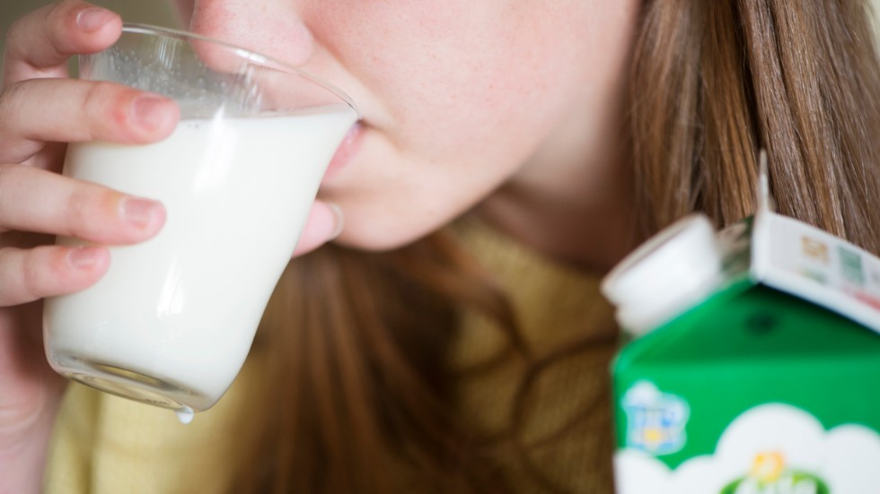 "Jag kan inte se några tecken på att mjölken skulle återkomma som en vanlig måltidsdryck", säger etnologen Håkan Jönsson. Arkivbild.