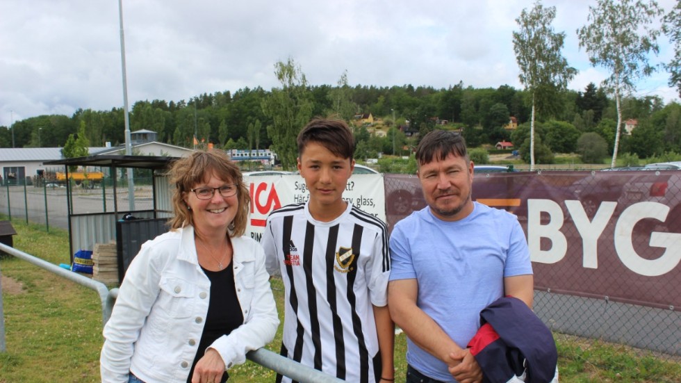 Annika Davidsson och hennes familj är stödfamilj åt Murteza och Ismail. 