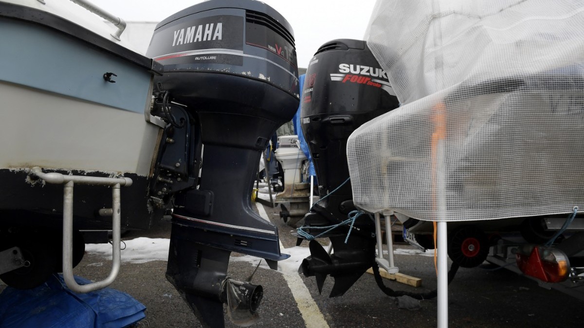 Stulen båt drev på Mälaren – motorn är försvunnen