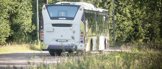 Buss körde in i fastighet på Älvsbacka – Skellefteå buss: ”En olycklig händelse”