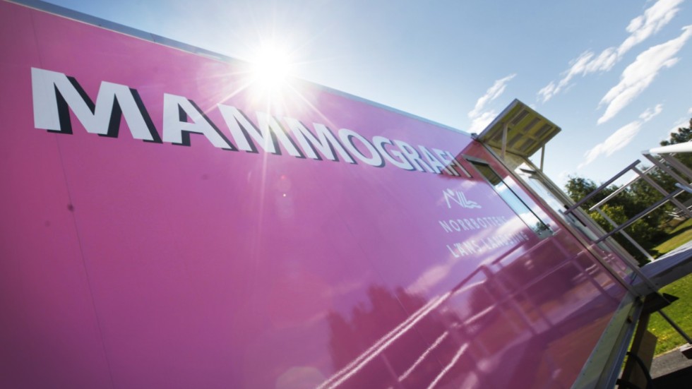 Inför valet 2018 var det ett krav från Bröstcancerförbundet att det ska finnas mammografibussar i de delar av landet där screeningen inte ligger inom tio mil från bostaden eller arbetsplatsen.