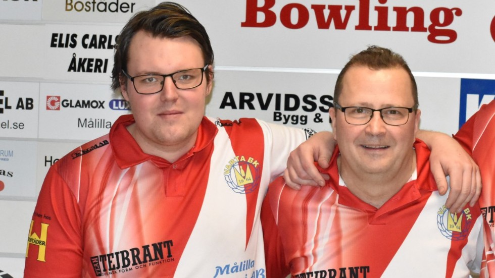 Varta BK är laddade inför bowlingpremiären som startar i helgen. Här ses Daniel Rehn och Patrik Svensson. 