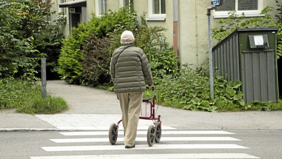Attityden till äldre i vårt land är genomgående exkluderande, vårdande och närmast negativ.
Skriver Leif Kindblom, Distriktsordförande SKPF Pensionärerna Sörmland.
