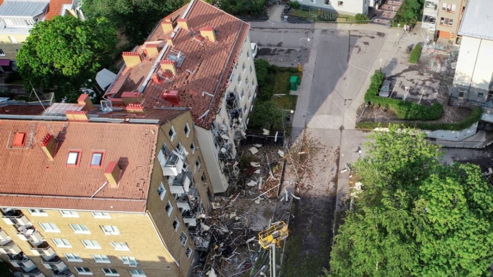 Flera byggnader på Ådalagatan och Hamngatan skadades vid explosionen.