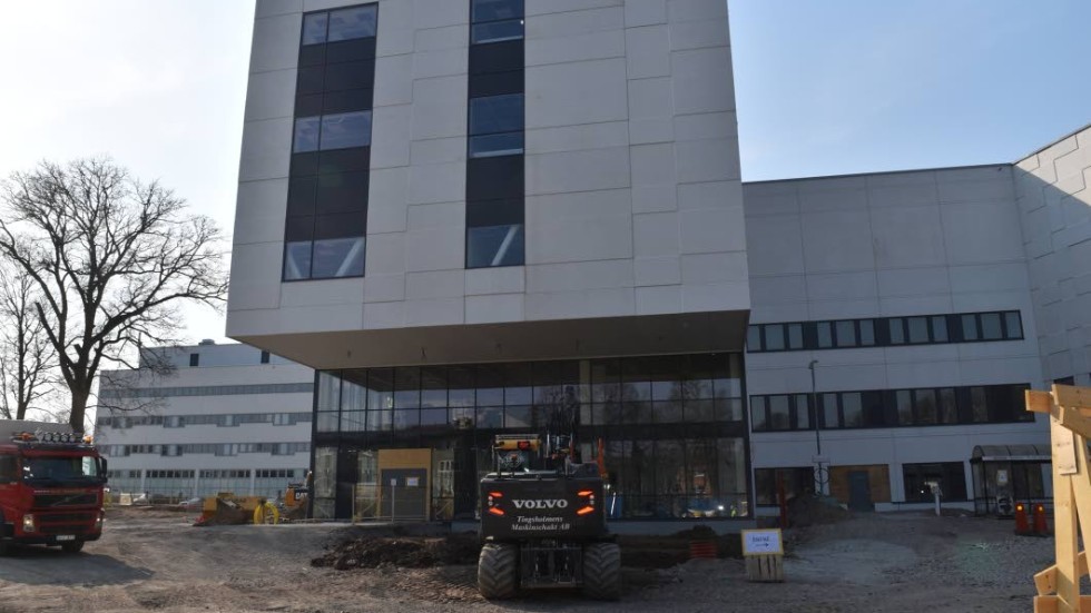 Höglandssjukhusets nya entré sticker ut.