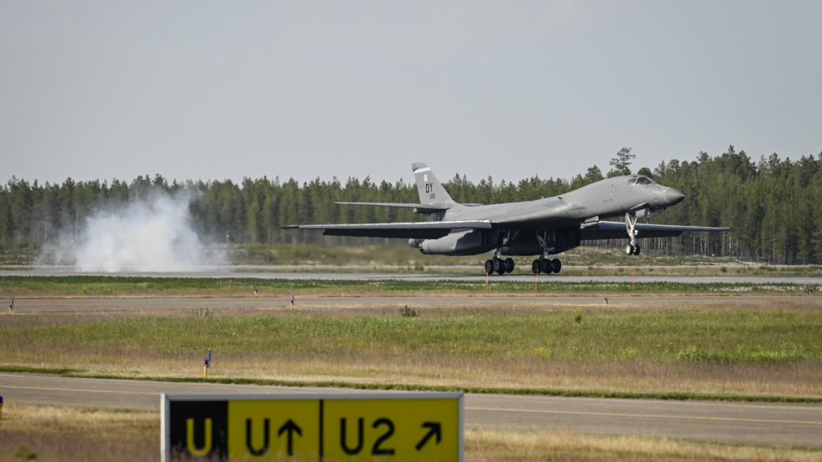 Amerikanska Bombplan I Historisk Sverigeövning