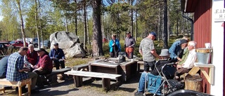 Våravslutning med grill i solen