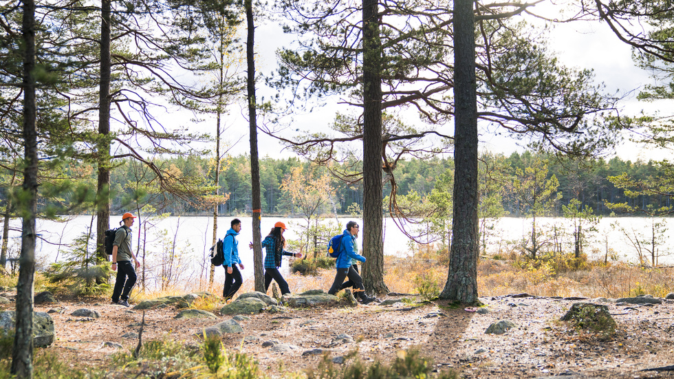 Sörmlands friluftsinfrastruktur och vackra natur behöver prioriteras, anser skribenterna.