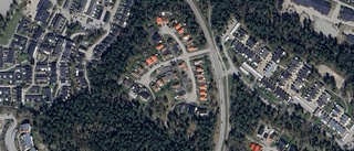 120 kvadratmeter stort radhus i Märsta får nya ägare
