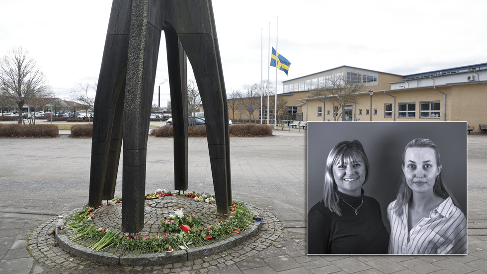 Blommor utanför gymnasieskolan i Marks kommun efter 17-åriga Majas död. Infällda: Cristin Möllberg och Elsa Sköldberg, Kvinno- och tjejjouren Måna.