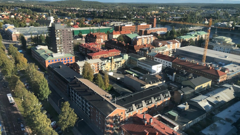 Skribenten menar att Skellefteå kommun måste ta sitt ansvar vad gäller Parisavtalet.