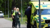 Polis utsatt för mordförsök – påkörd i Åbackarna