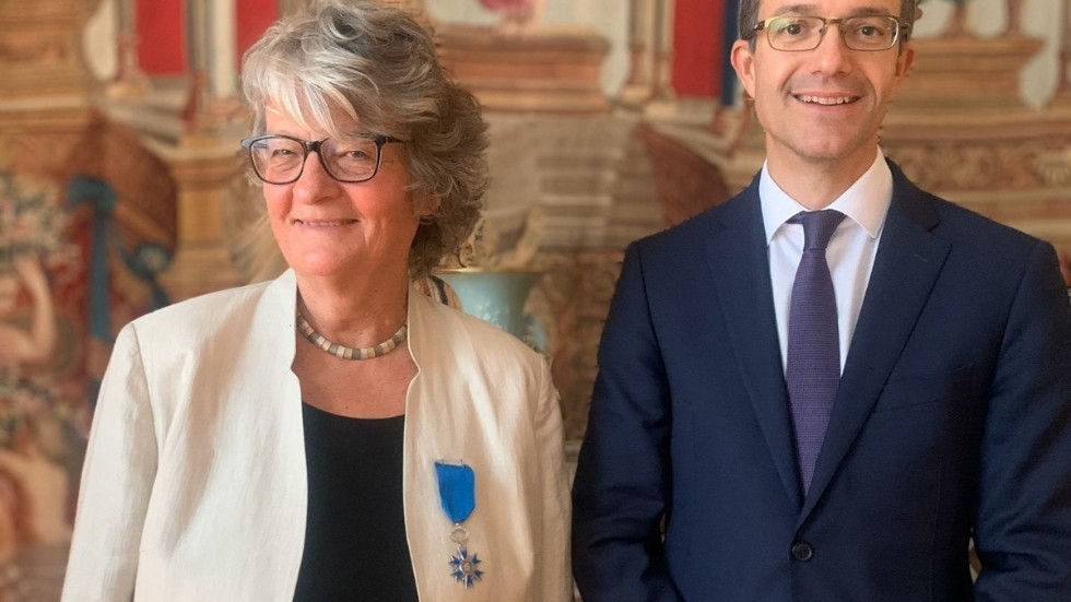 Annika Ström Melin tillsammans med Frankrikes ambassadör i Sverige, Etienne de Gonneville.