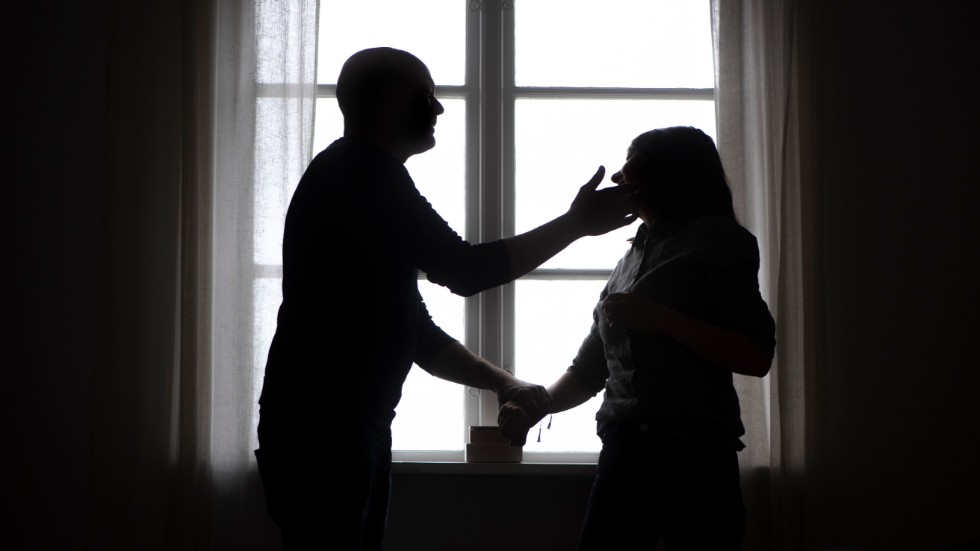Det finns bland annat barn som far illa på grund av våld i hemmet eller missbruk hos föräldrar.
