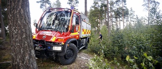 Skogsbrand i Skiftinge – räddningstjänsten lyckades hindra spridning