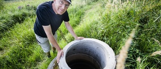 Kjell-Åke upptäckte otäckt brunn längs Sörmlandsleden