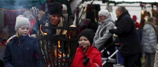 Julstämningen har nu officiellt nått Eskilstuna – trots brist på snö