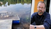 Vattennivån i Skellefteälven sjönk till låga nivåer • Flera läsare hörde av sig: ”Flytbryggan står på torra land” • Berodde på tekniskt fel