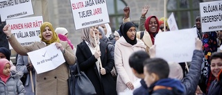 Eskilstunamuslimer i protest mot utspel om slöjförbud